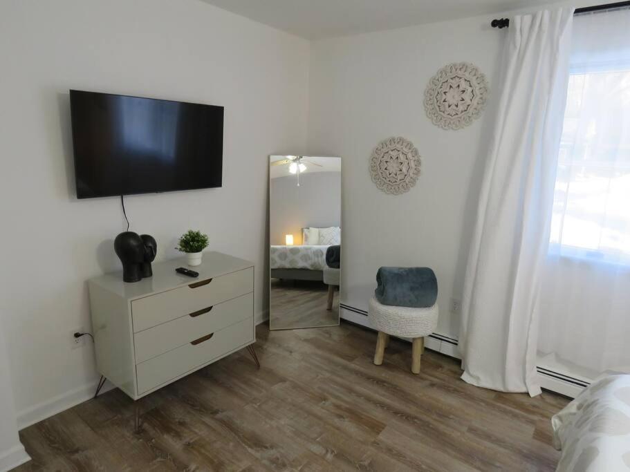 Catskills Cottage With Lake View Book Now Rock Hill Bagian luar foto